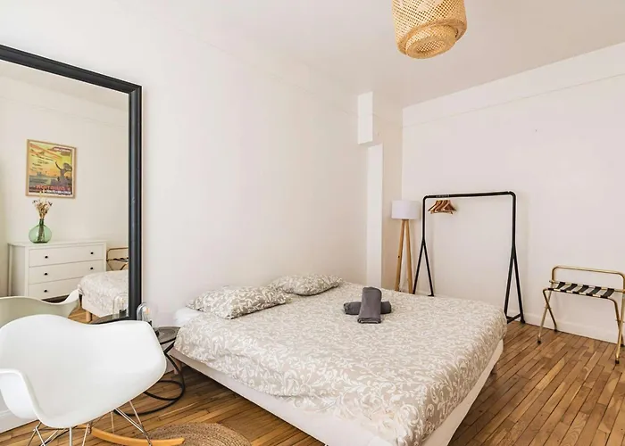 A - Pres De La Cathedrale - Fr-1-870-11 *